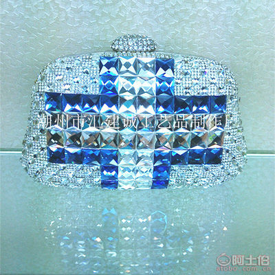 璀璨隨身，優雅赴宴——潮州匯建誠工藝品女士鑲鉆晚宴包系列