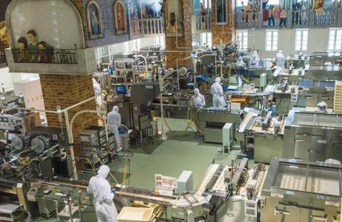 美企撤離中國(guó)后，廣州勞務(wù)服務(wù)市場(chǎng)的新挑戰(zhàn)與機(jī)遇